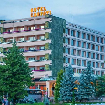 Hotel Carpati Бая-Маре Экстерьер фото